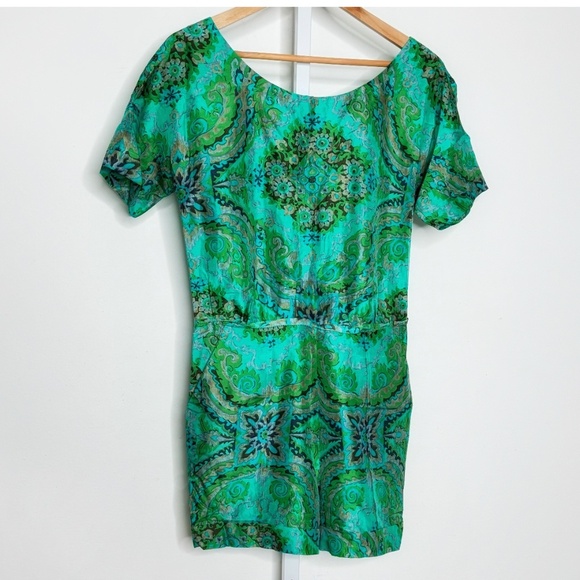 J Crew Rock The Casbah Romper 100% Silk Shorts One Piece Short Sleeve Green Sz 4 - Picture 14 of 15